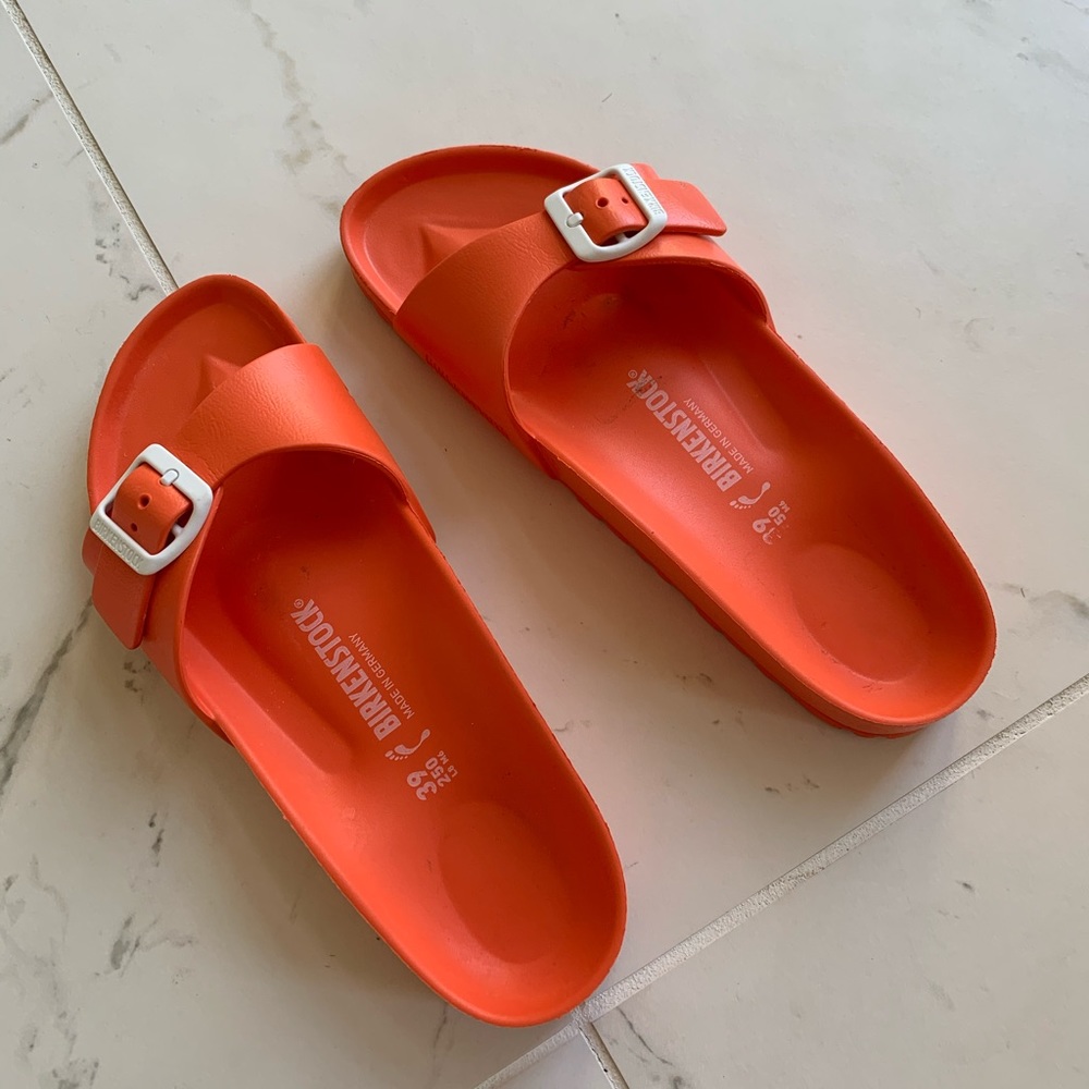 Orange BIRKENSTOCKS🧡🧡🧡🧡🧡
